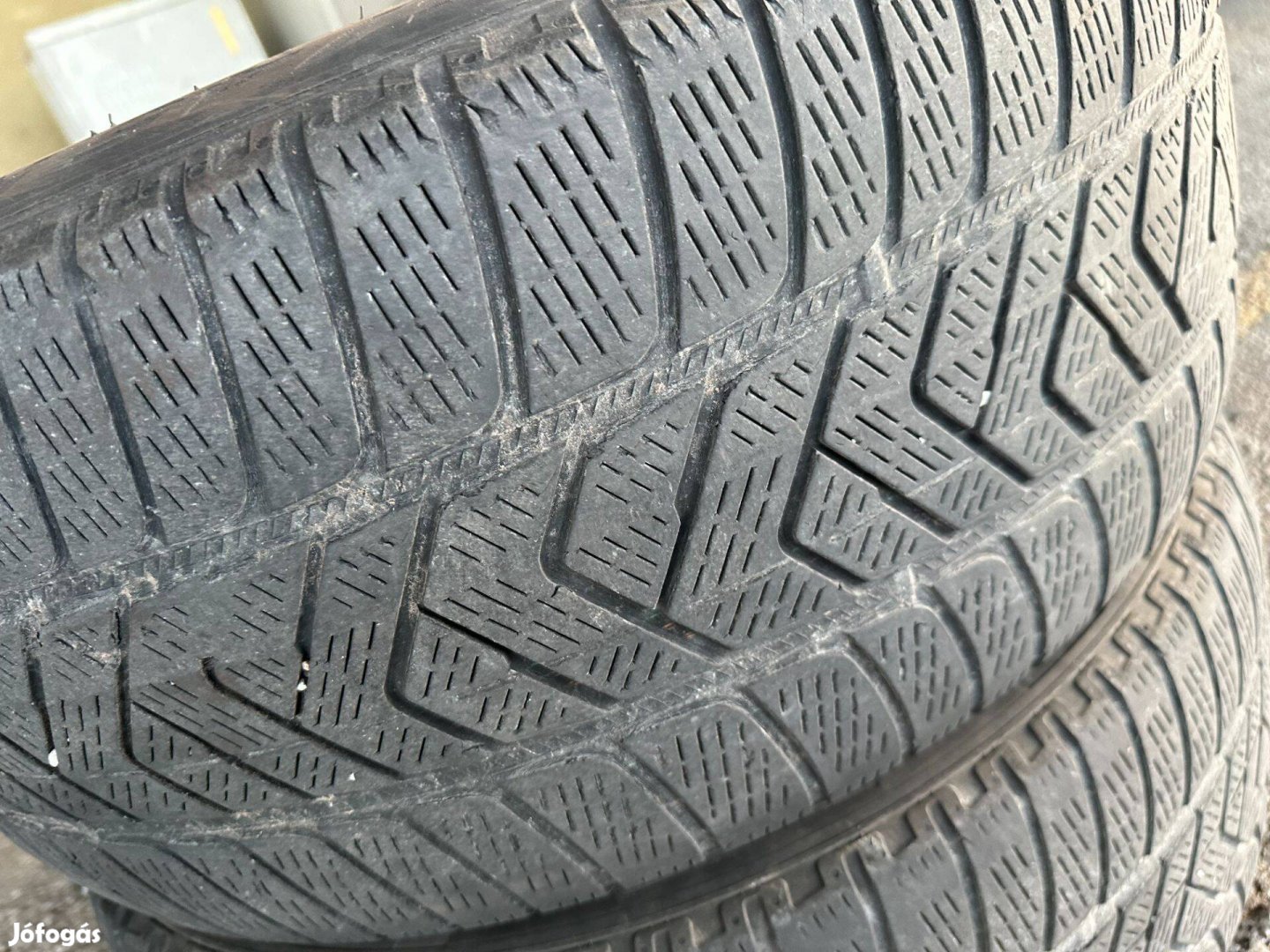 255/45R20 105V Pirelli téli gumi Tesla Model X [2db]